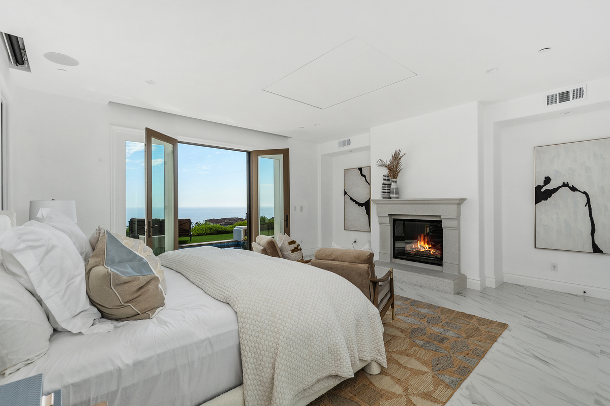 14 Rockshore Property Photo 12