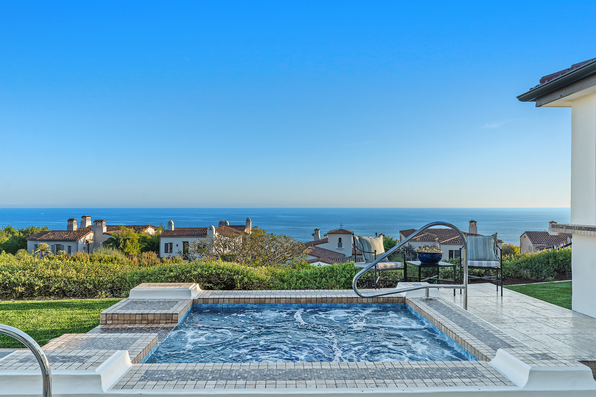 14 Rockshore Property Photo 32