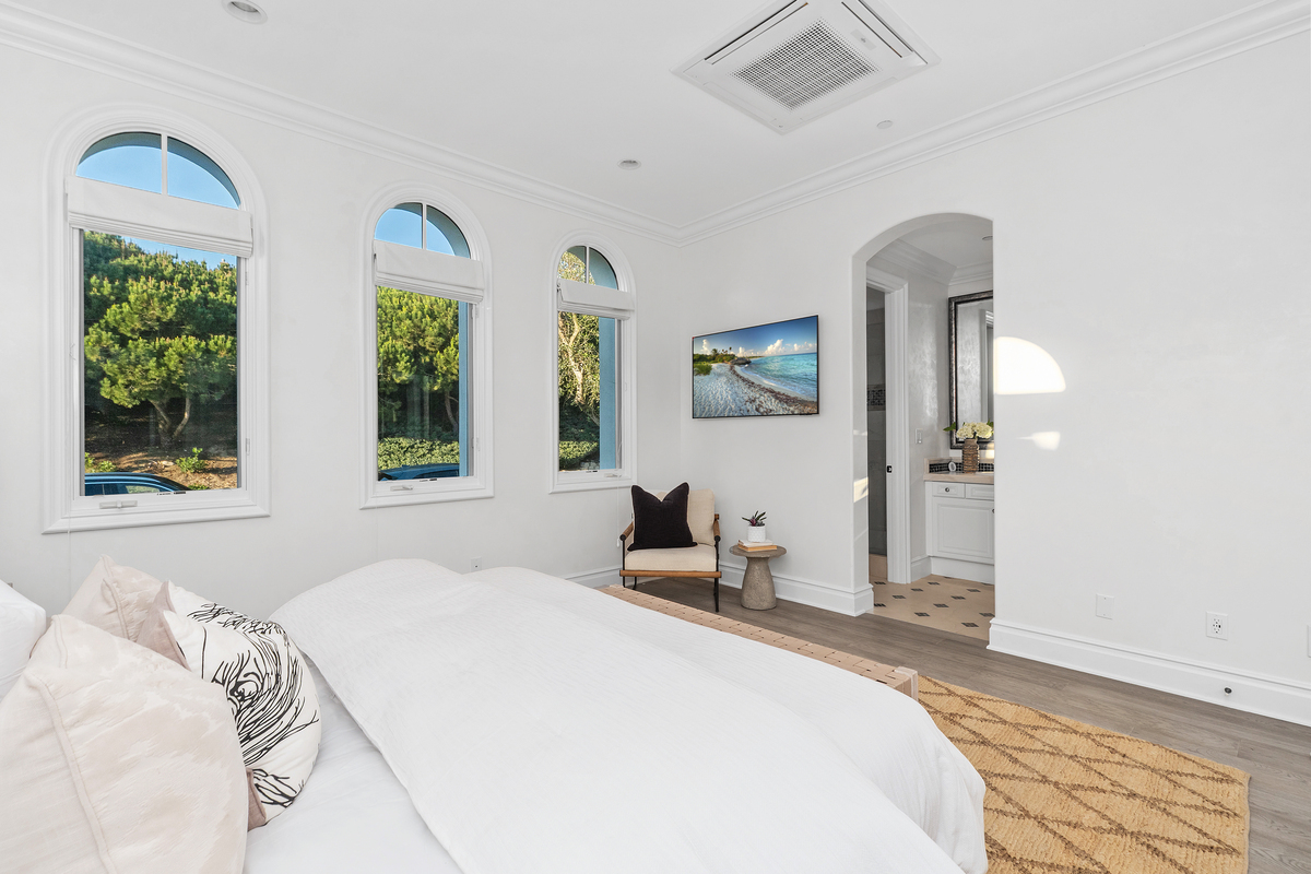 14 Rockshore Property Photo 33
