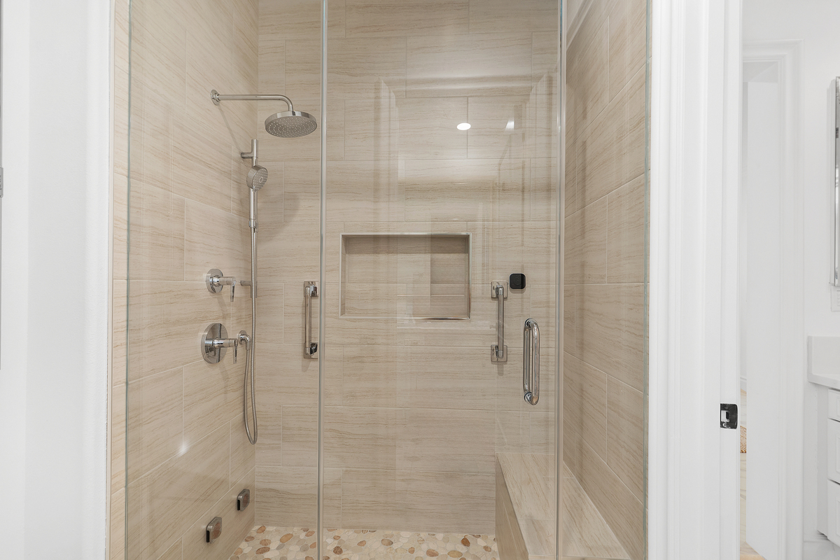 14 Rockshore Property Photo 36