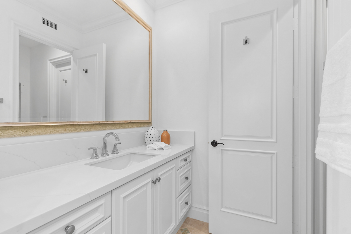 14 Rockshore Property Photo 37