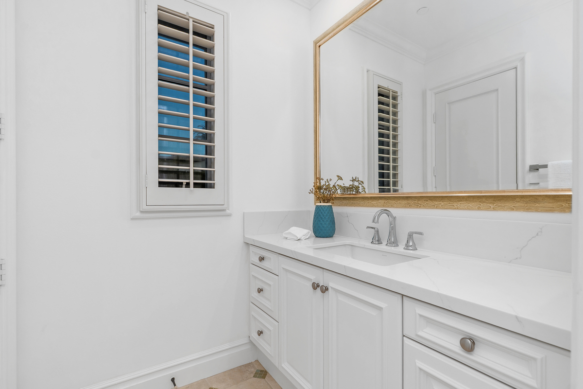 14 Rockshore Property Photo 38