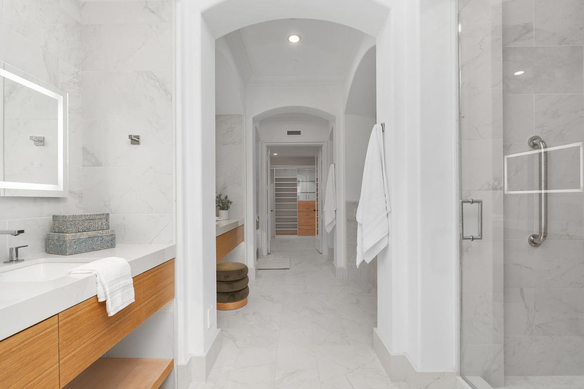 14 Rockshore Property Photo 44