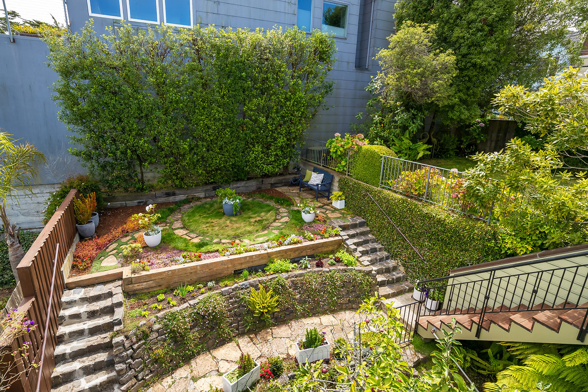 791 27th Street Property Photo 50