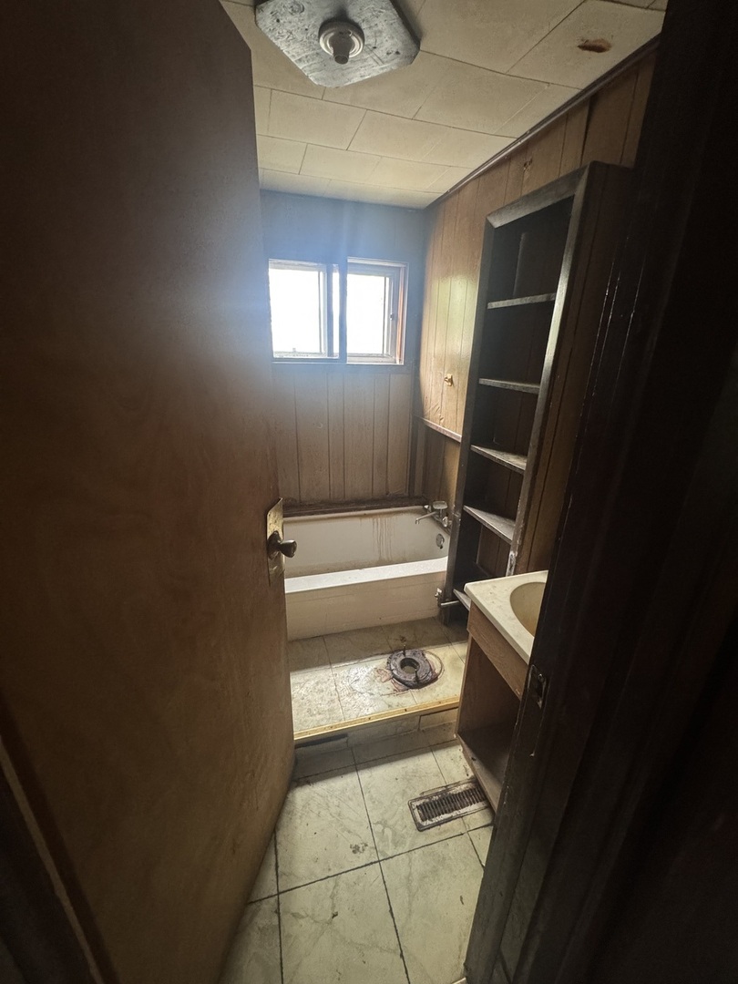 2306 Wright Avenue Property Photo 6