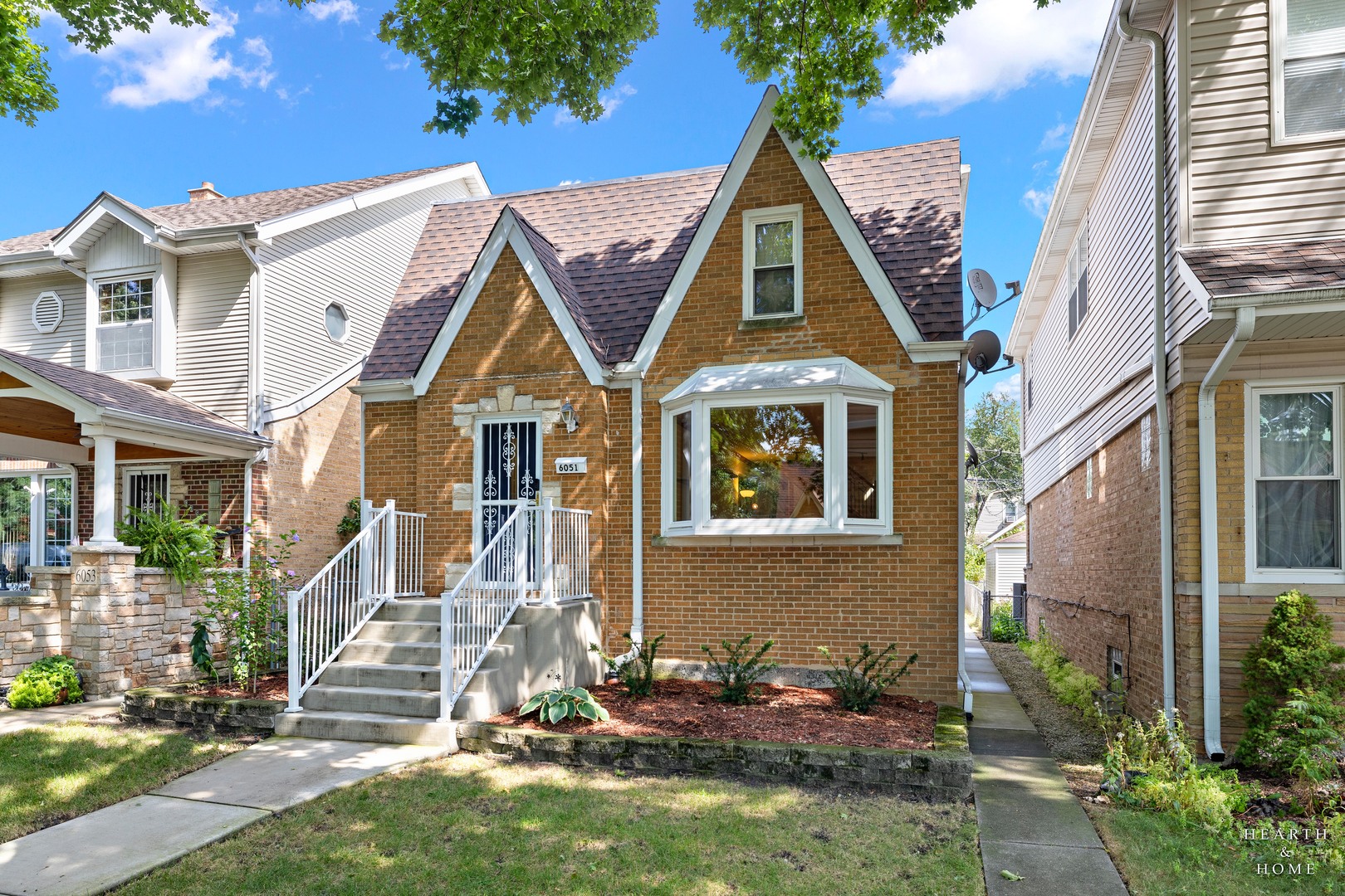 6051 N Marmora Avenue Property Photo 1