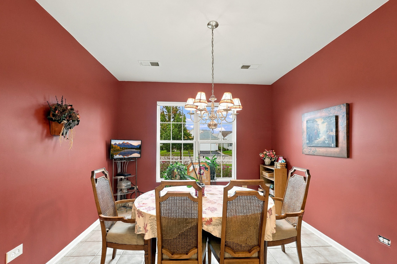 13830 Wilshire Way Property Photo 6