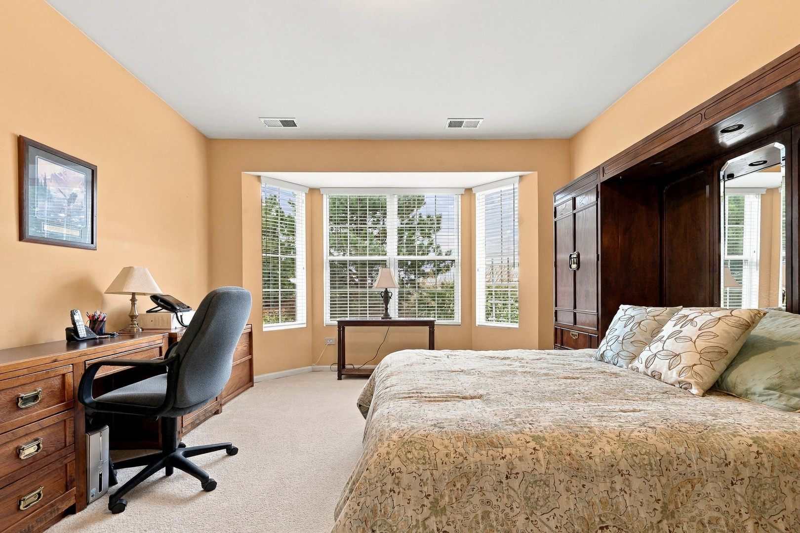 13830 Wilshire Way Property Photo 18