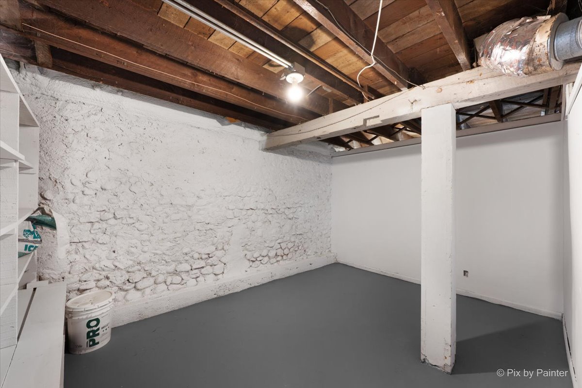 311 Locust Street Property Photo 29