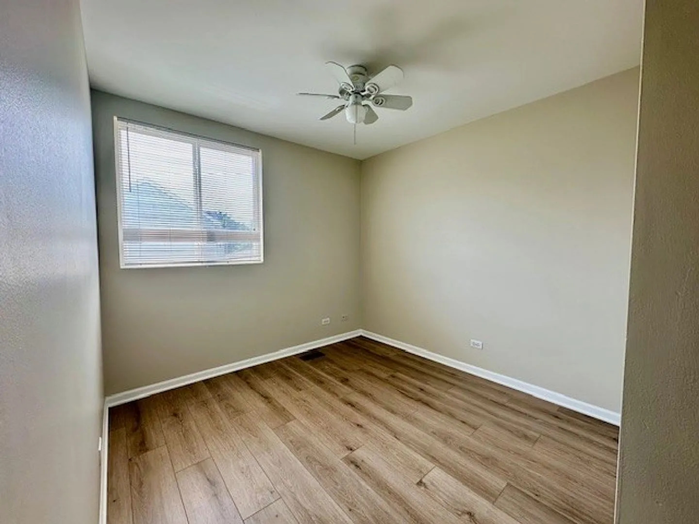1085 Symphony Drive Property Photo 9