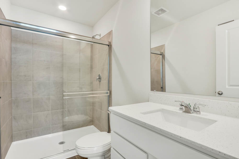 2042 Yellowstone Boulevard Property Photo 14