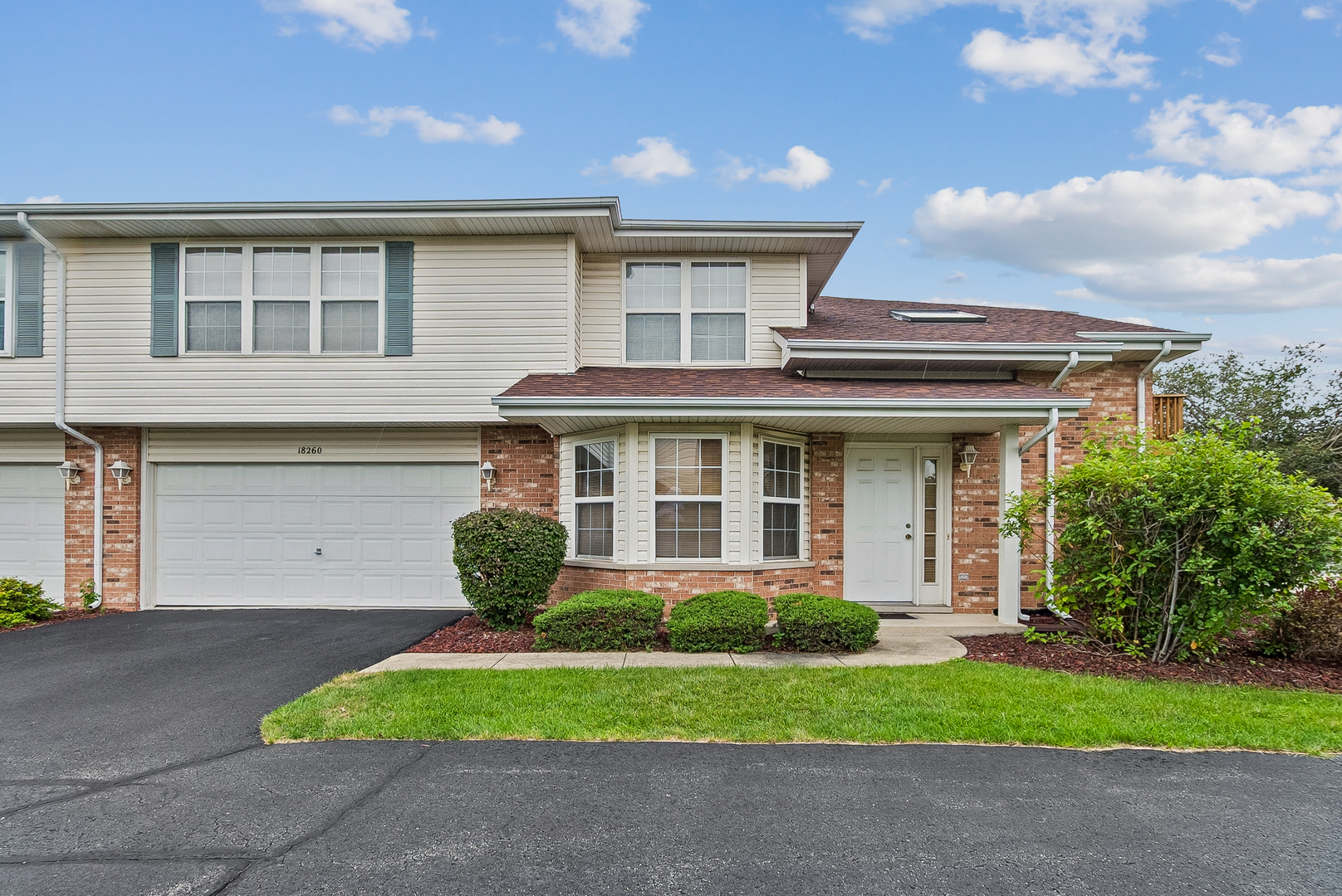 18260 Kirby Drive Property Photo 1