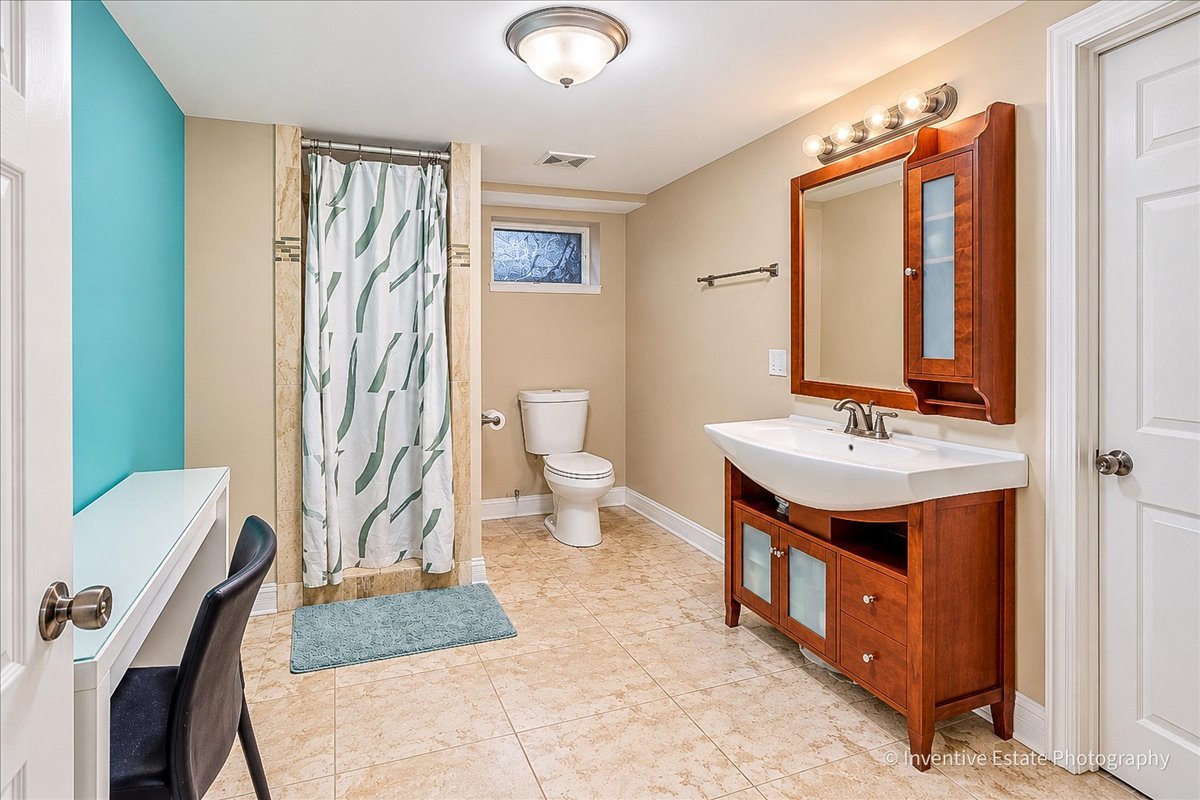 224 S Harvard Avenue Property Photo 15