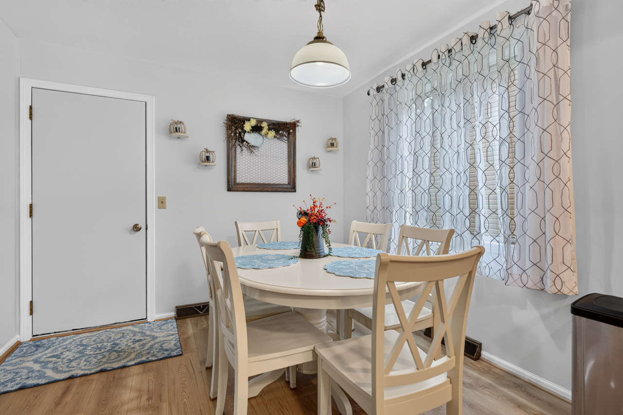 1747 Arnold Avenue Property Photo 12
