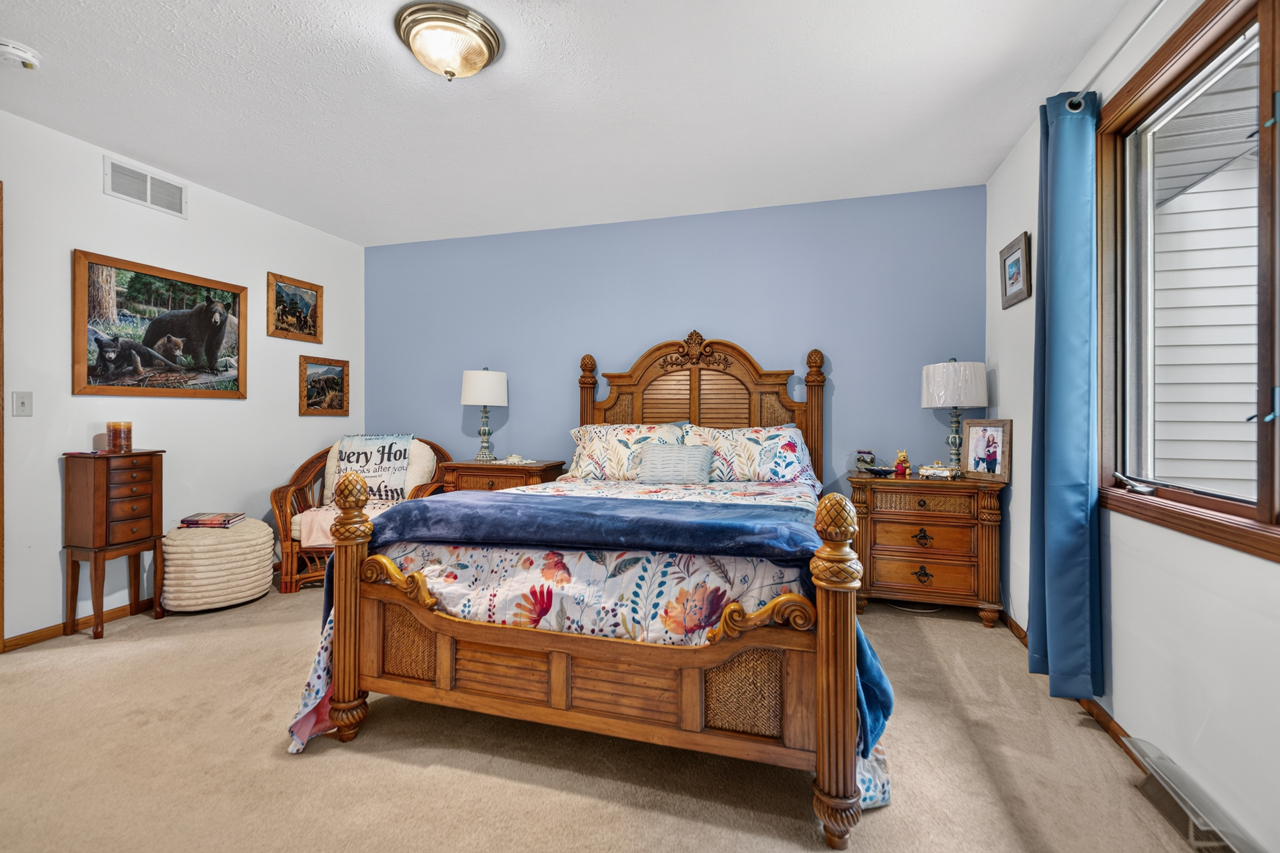 1747 Arnold Avenue Property Photo 17