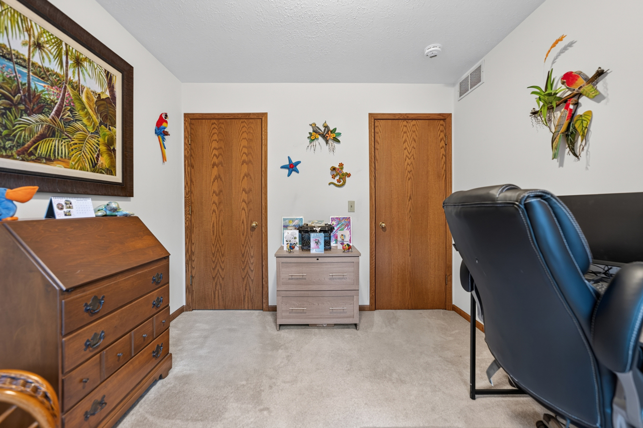 1747 Arnold Avenue Property Photo 25