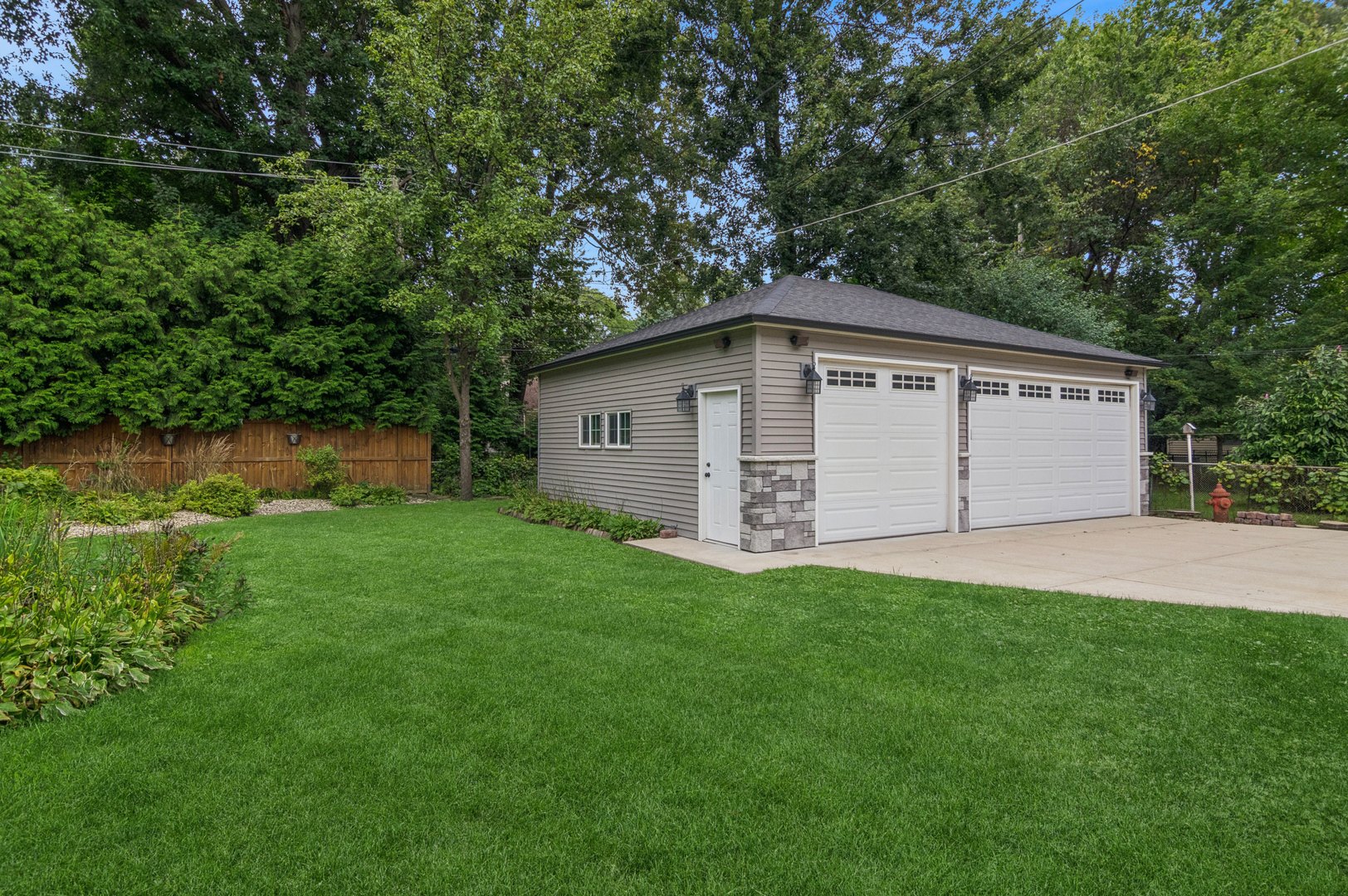 6760 N Jean Avenue Property Photo 20