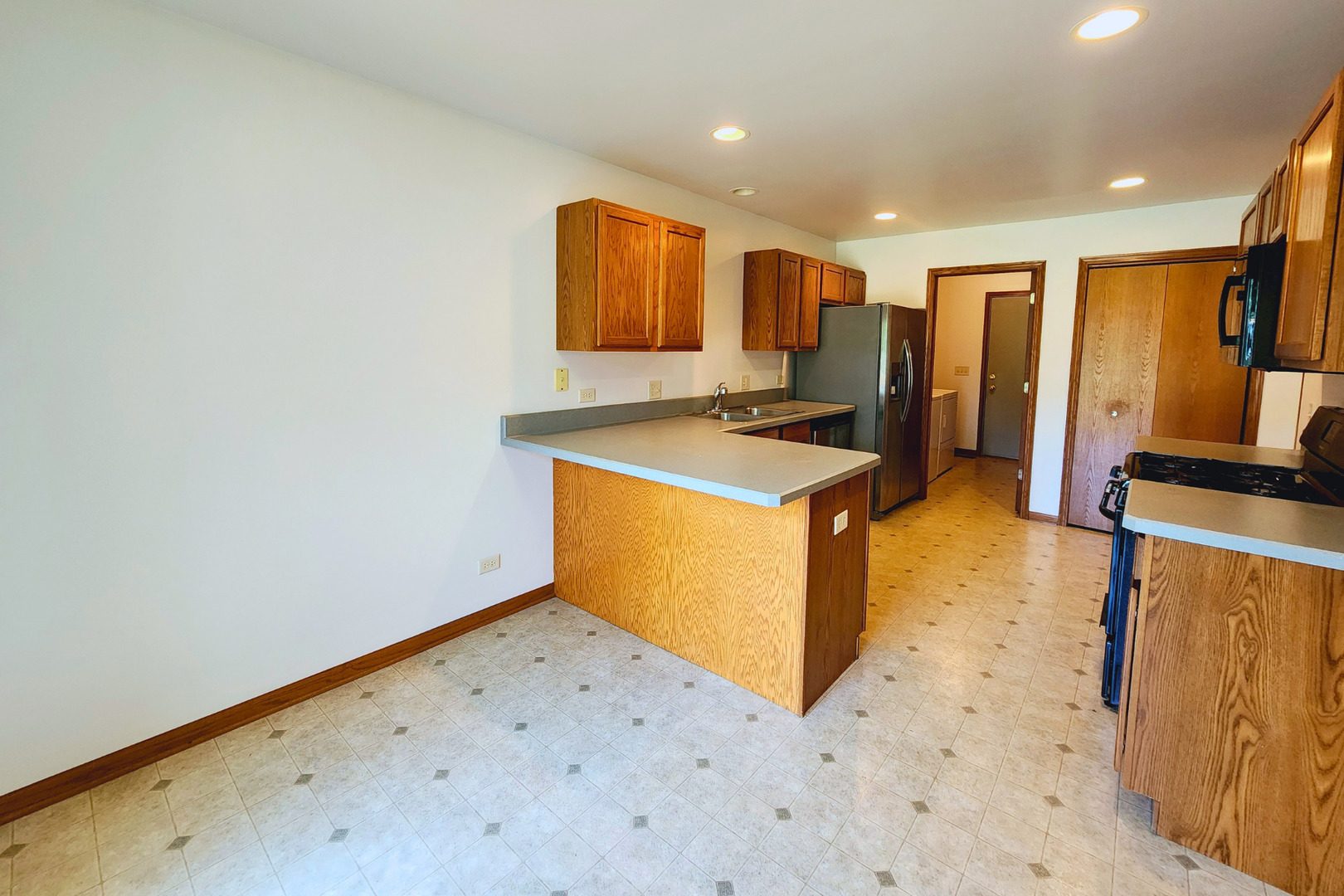 12762747 Property Photo 6