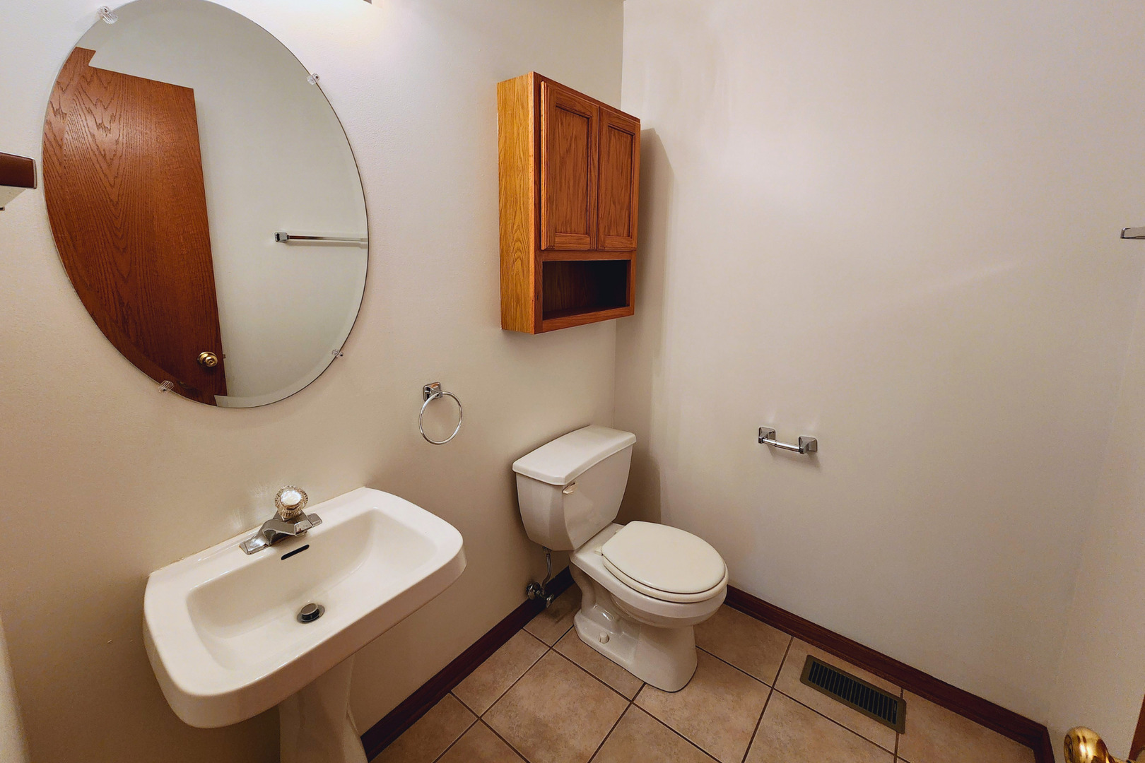 12762747 Property Photo 8