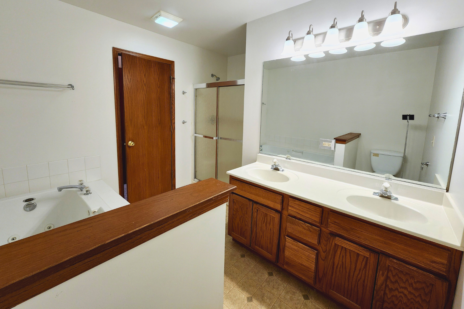 12762747 Property Photo 18