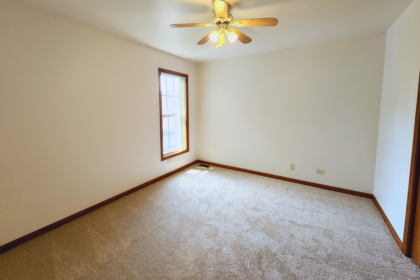 12762747 Property Photo 19