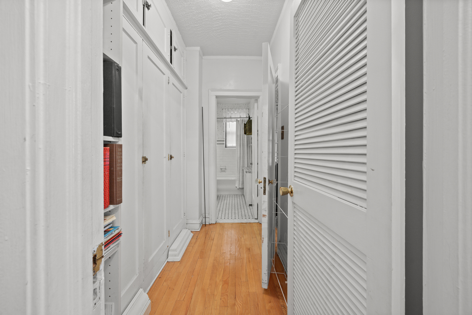 6937 S Crandon Avenue 6e Property Photo 10