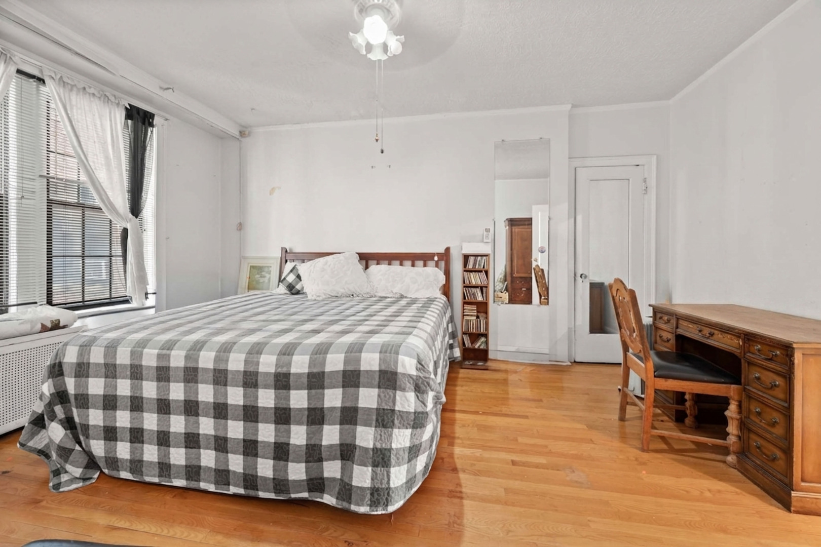 6937 S Crandon Avenue 6e Property Photo 12