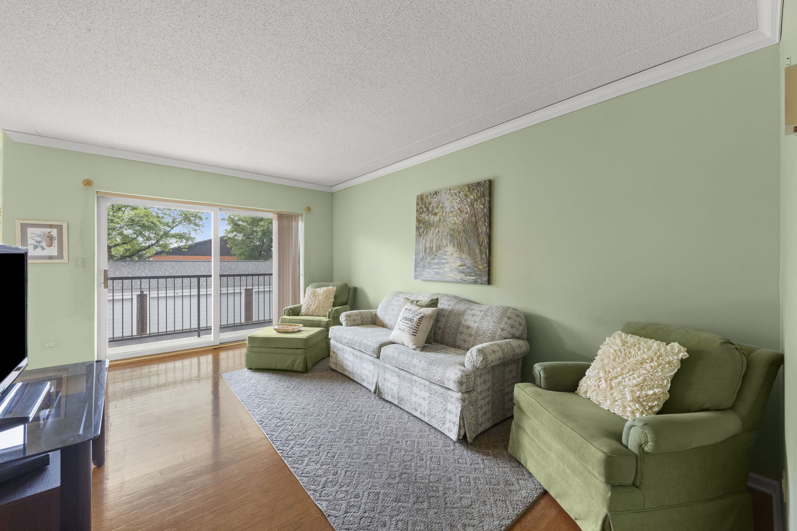 31 E Grove Street 201 Property Photo 4