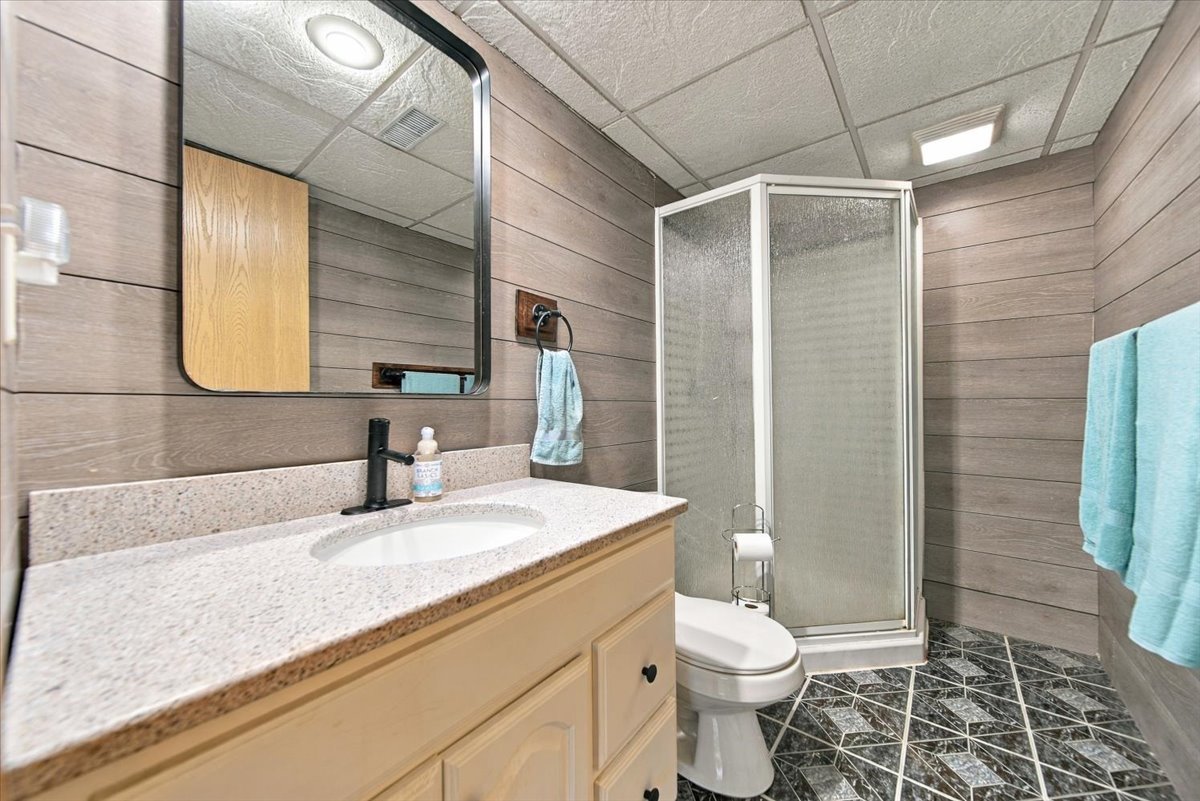 208 Willow Lane Property Photo 25