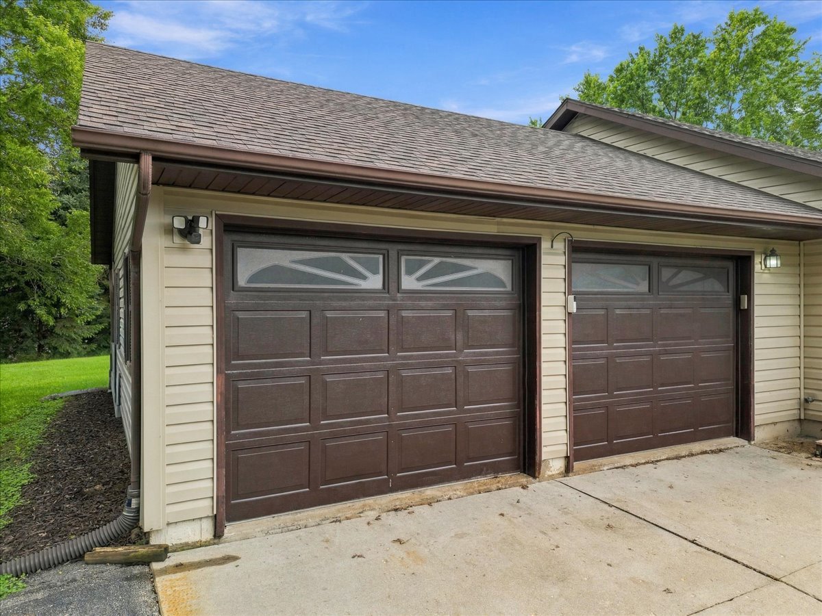 208 Willow Lane Property Photo 38