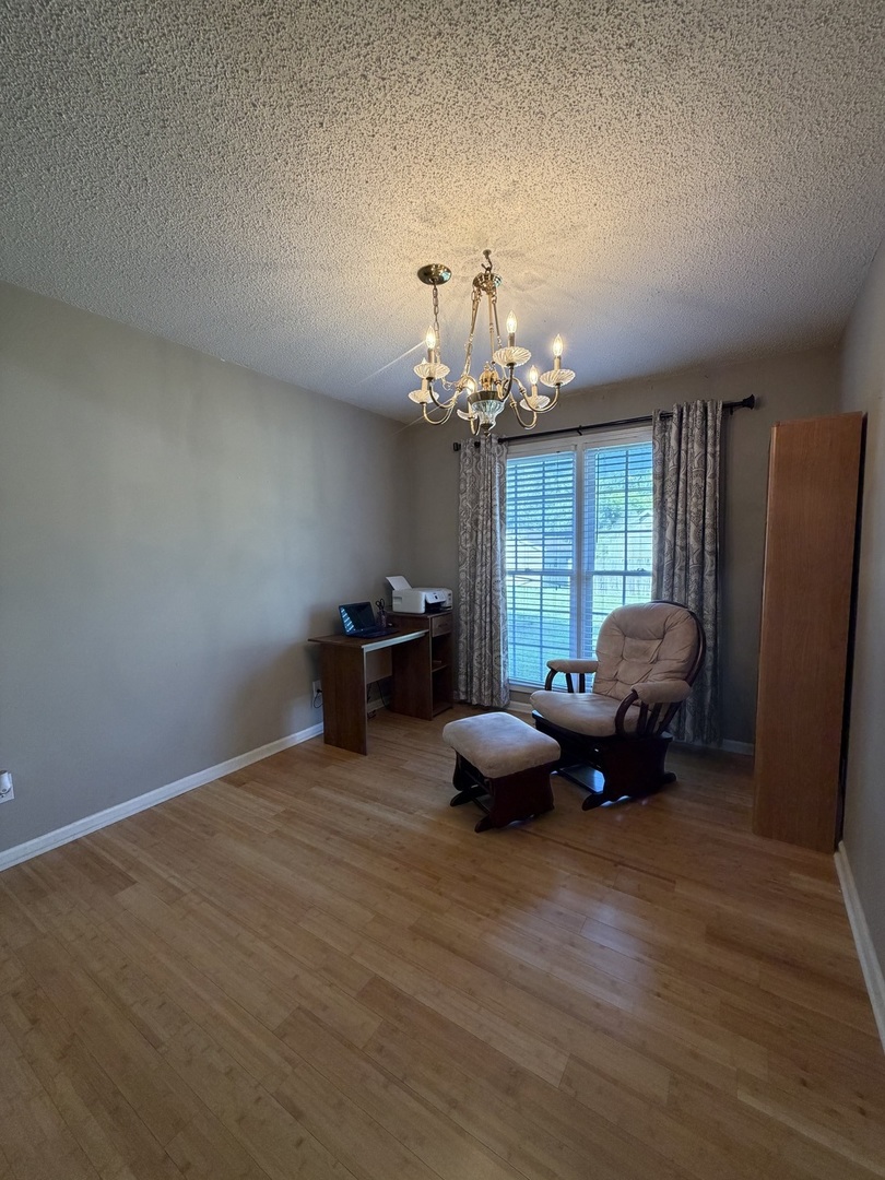 2815 Spruce Drive Property Photo 5