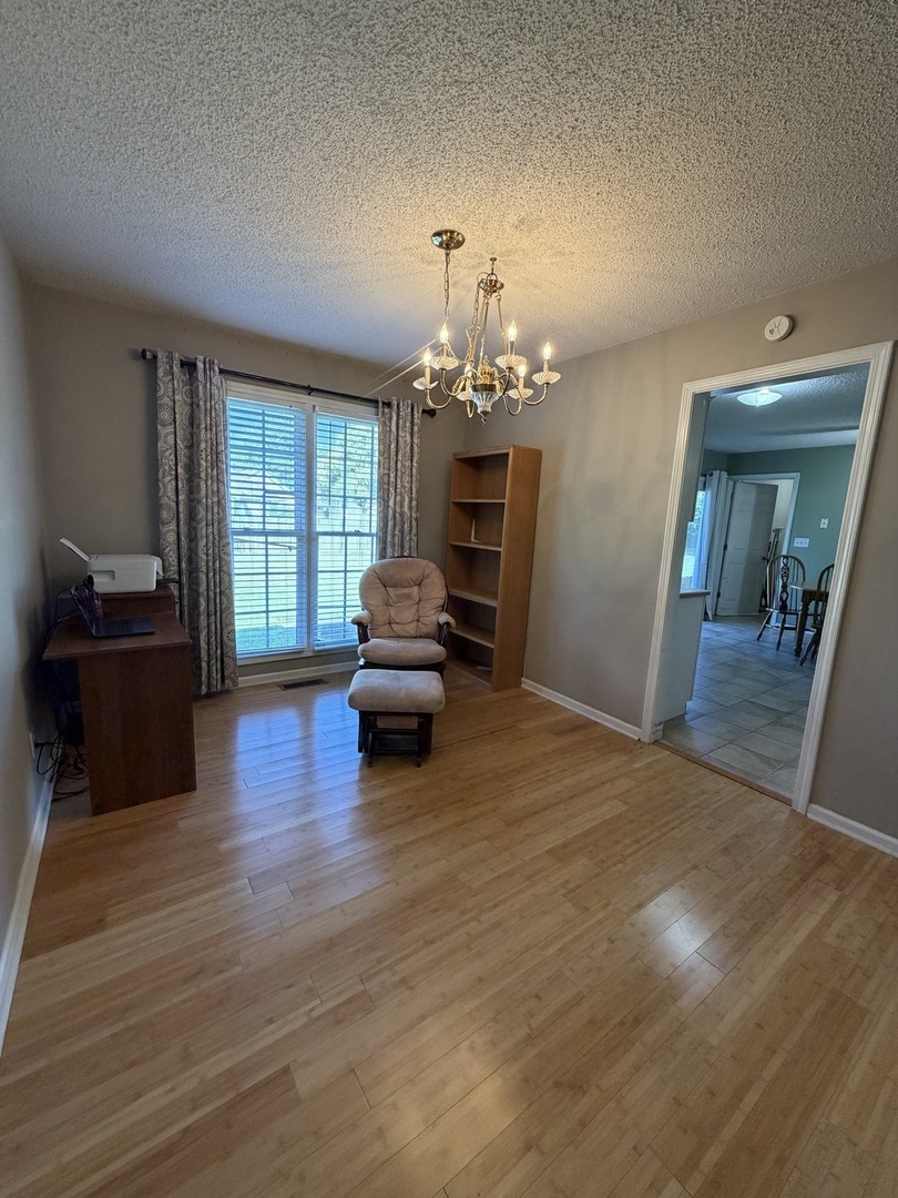 2815 Spruce Drive Property Photo 6