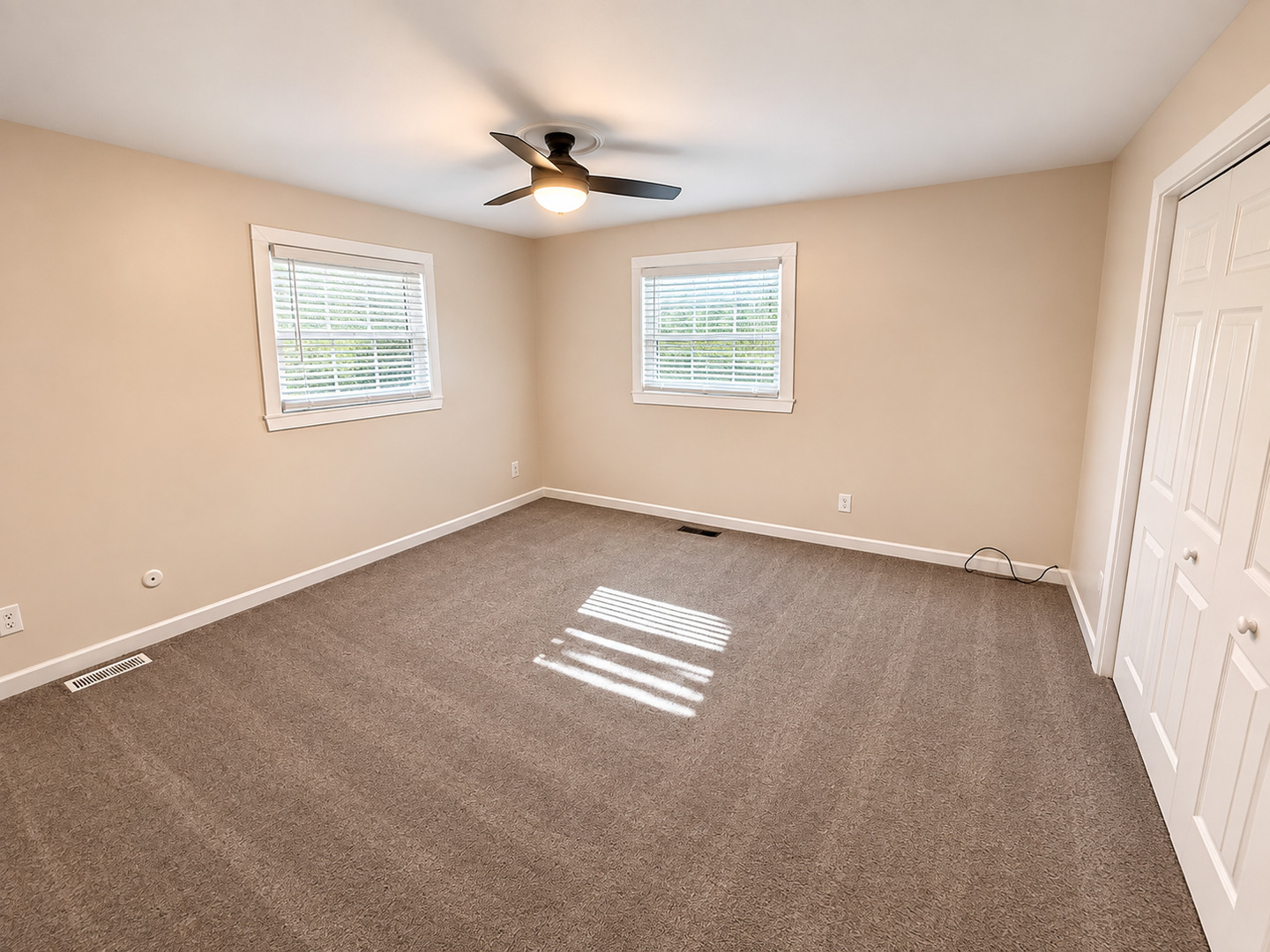 607 Kingston Boulevard Property Photo 12