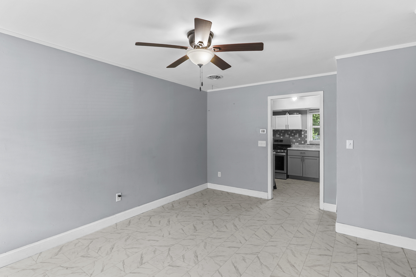 2119 N Nevada Avenue Property Photo 3