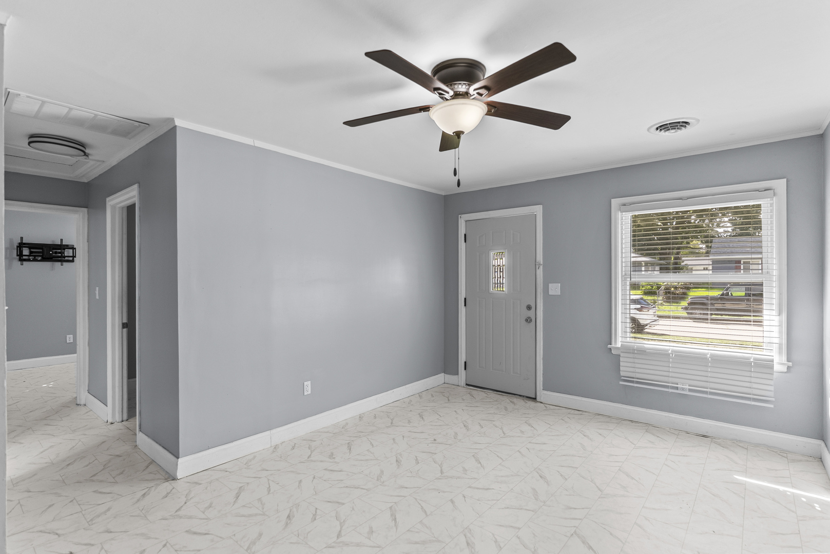 2119 N Nevada Avenue Property Photo 5