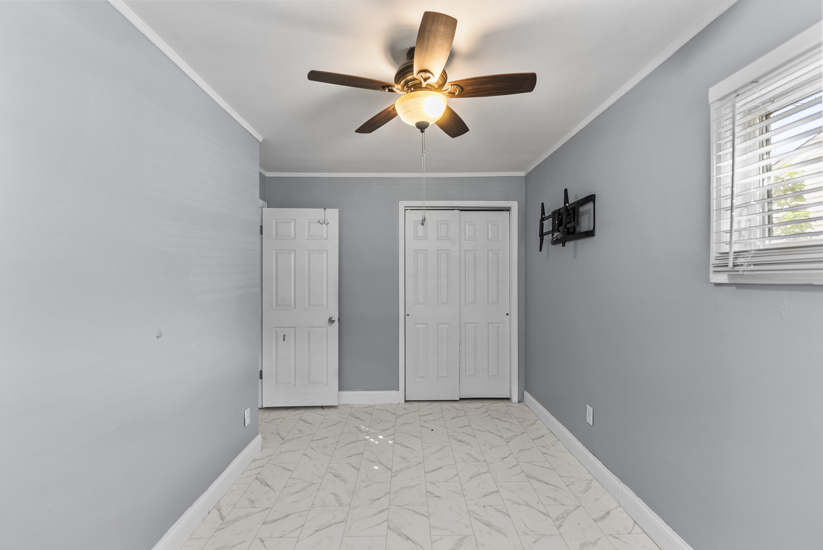 2119 N Nevada Avenue Property Photo 11