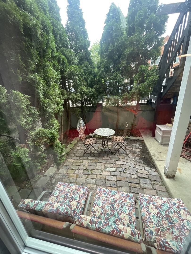 1829 S Carpenter Street 1 Property Photo 20