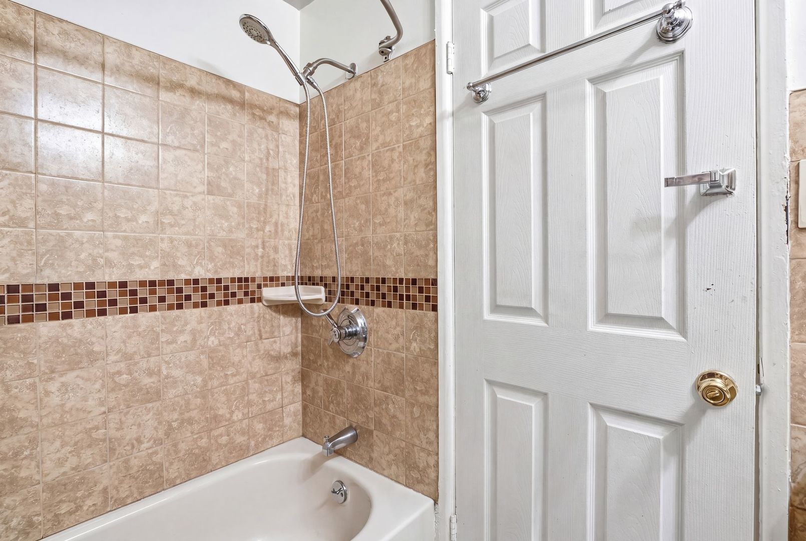 7500 S Kenwood Avenue B Property Photo 11