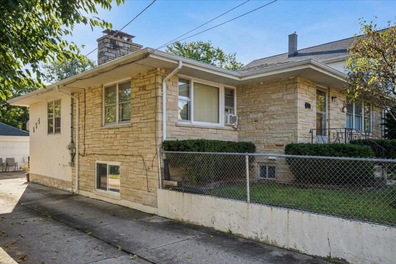 325 Grove Avenue Property Photo 1