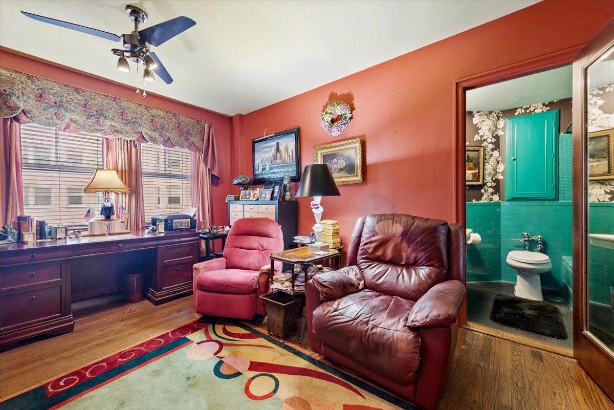 5555 N Sheridan Road 1007 Property Photo 18