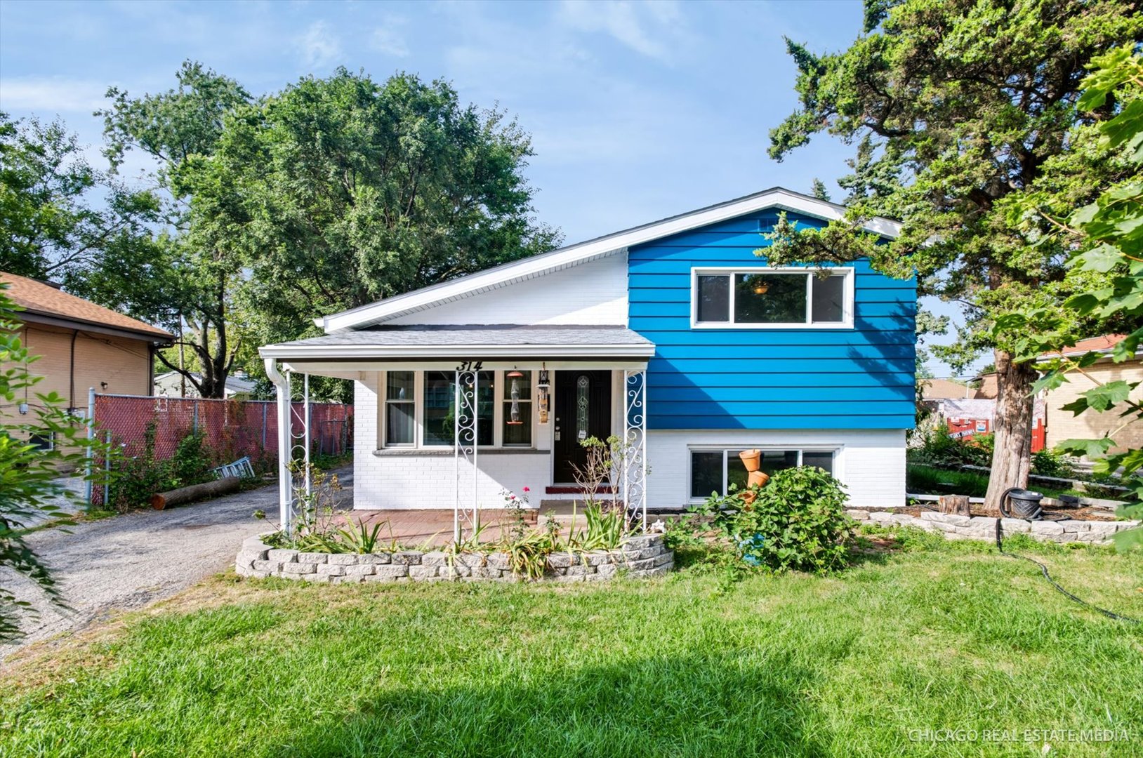 314 E Vermont Street Property Photo 1