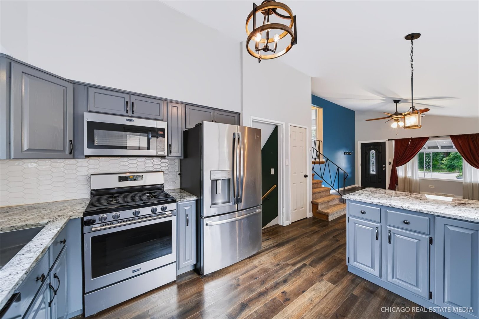 314 E Vermont Street Property Photo 8