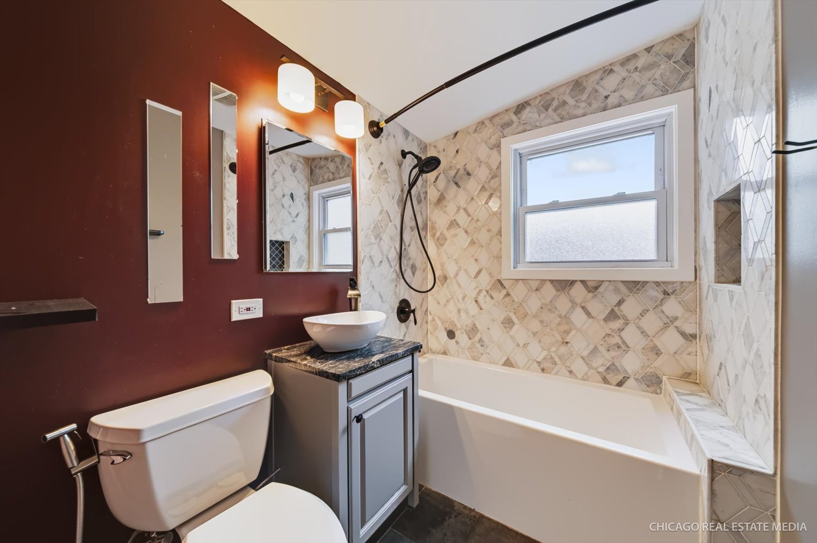 314 E Vermont Street Property Photo 14