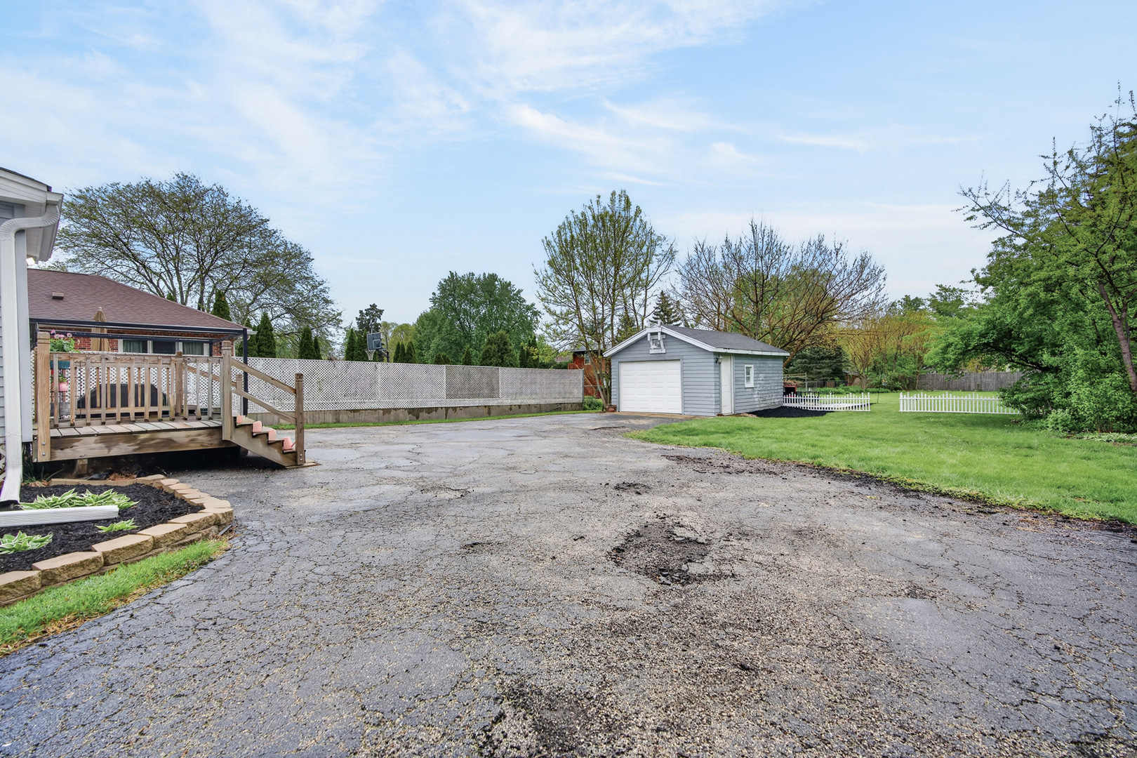 29 N Ahrens Avenue Property Photo 24
