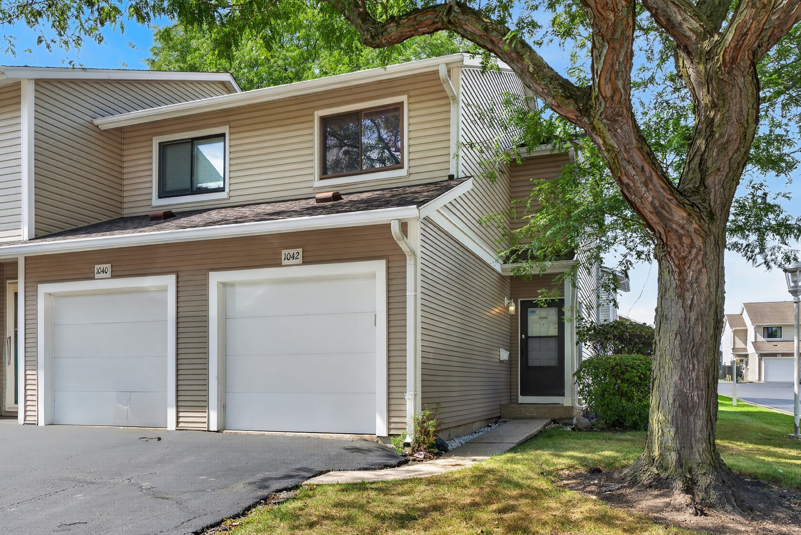 1042 E Randville Drive Property Photo 1
