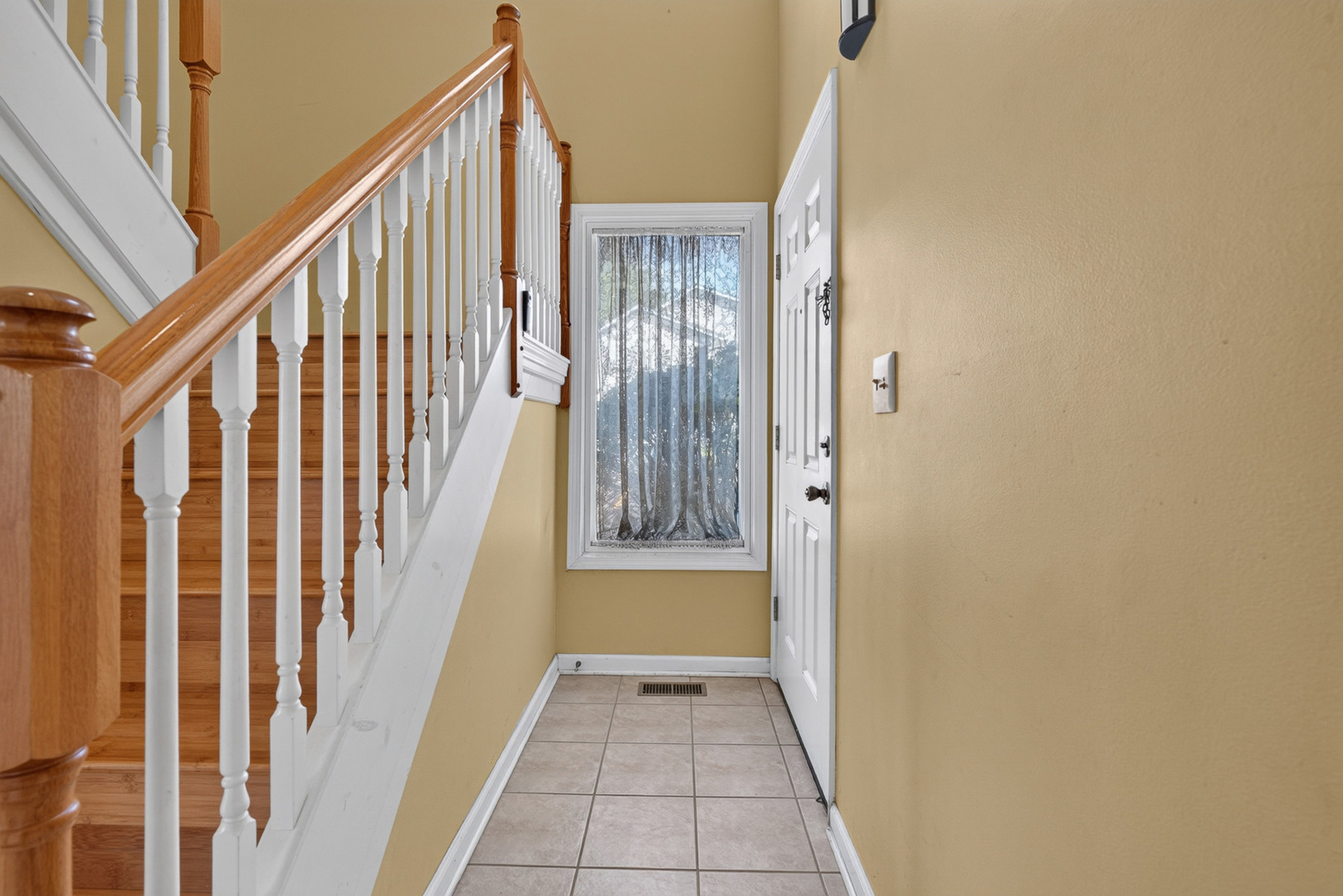 1042 E Randville Drive Property Photo 3