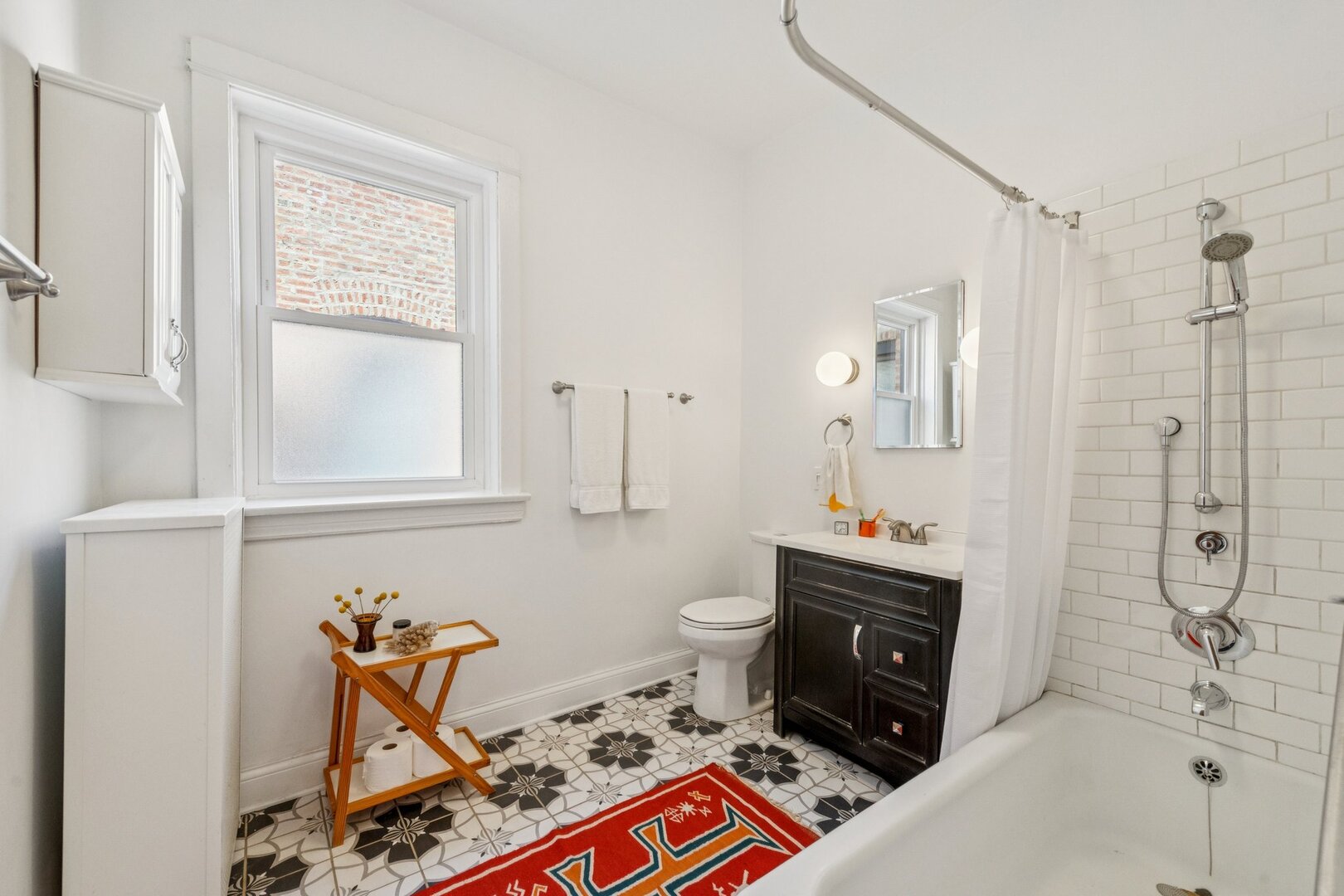 5487 S Cornell Avenue 3 Property Photo 10