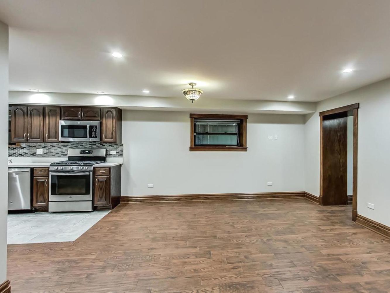 4850 N Albany Avenue Garden Property Photo 6