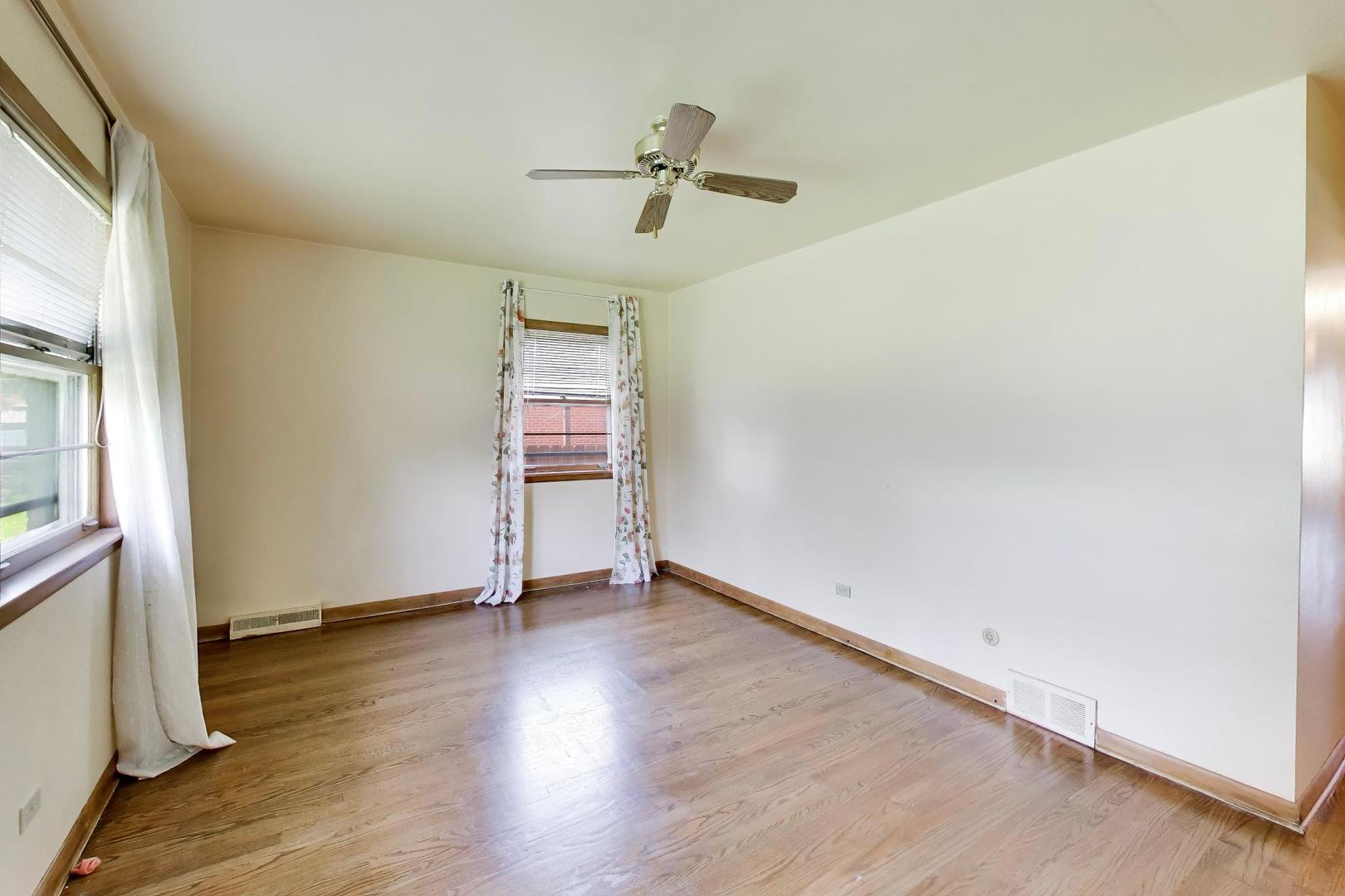 909 Worcester Avenue Property Photo 19