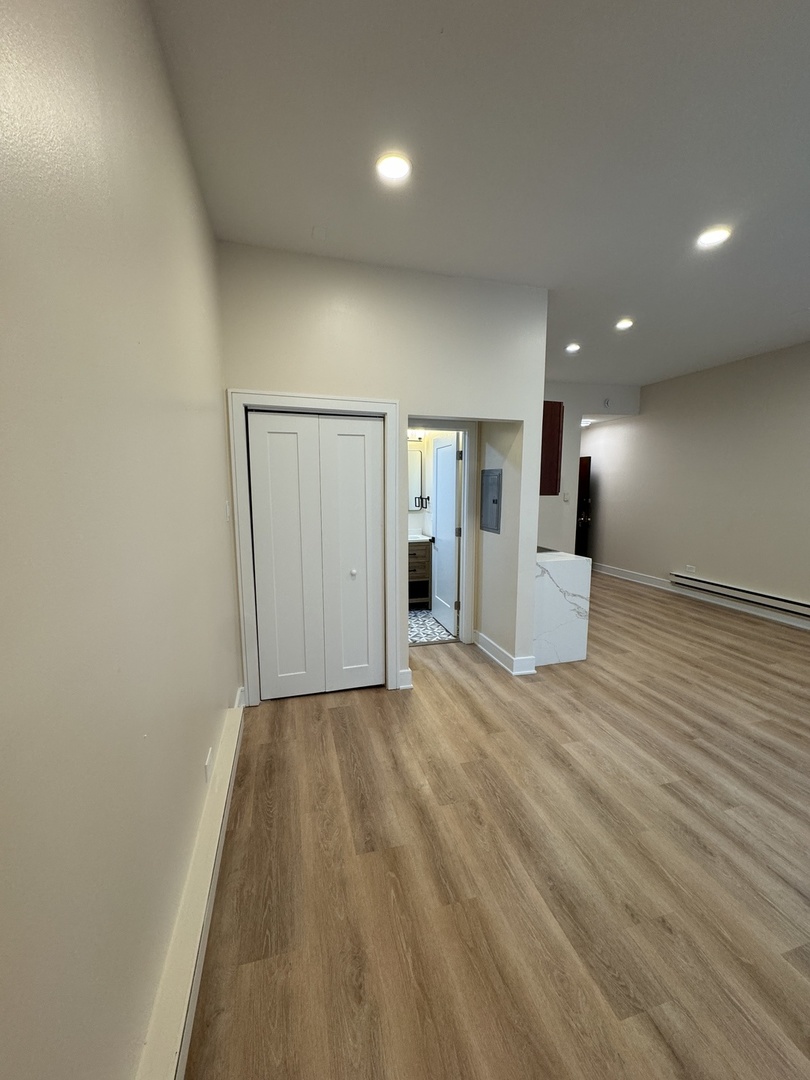 444 N State Street 3e Property Photo 9